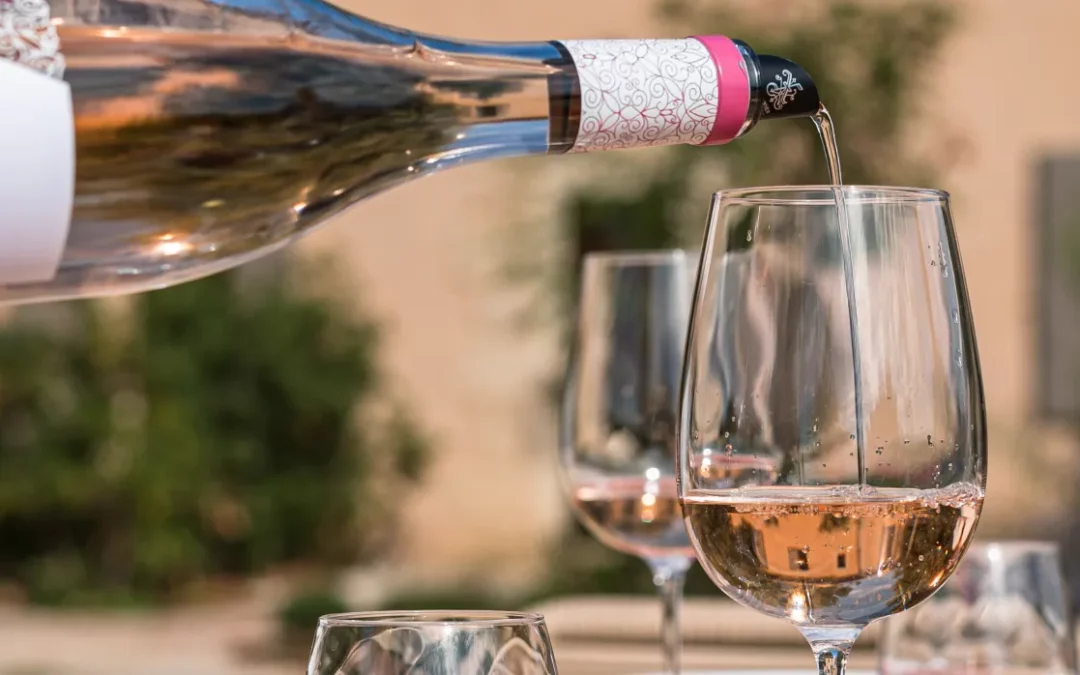 Les idées reçues sur le rosé : et si on remettait les pendules à l’heure ?
