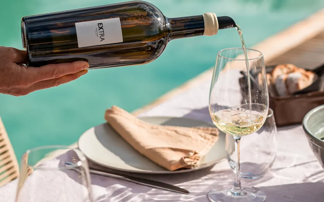 Vin blanc et repas d’été : nos meilleurs accords pour des repas frais et légers